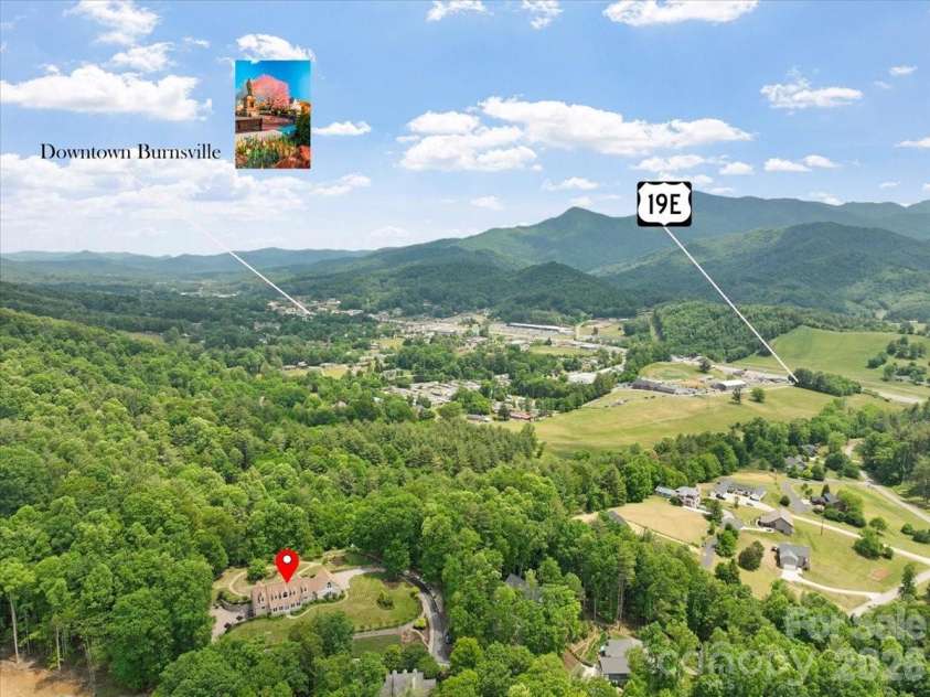 750 Barebridge Drive, Burnsville, NC 28714.  MLS# CAR4385574, YatesRealty ID 27865. 