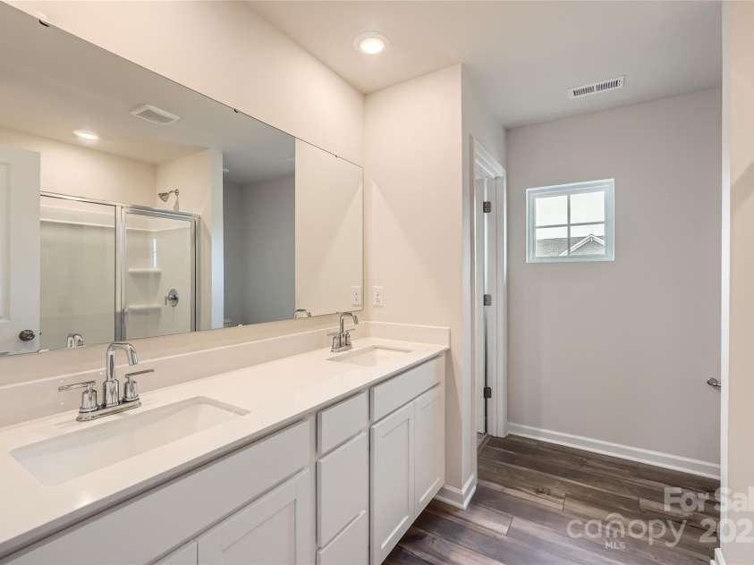 1902 Old Ormand Lane, Bessemer City, NC 28016.  MLS# CAR4285102, YatesRealty ID 27866. Owner's Bath (example)