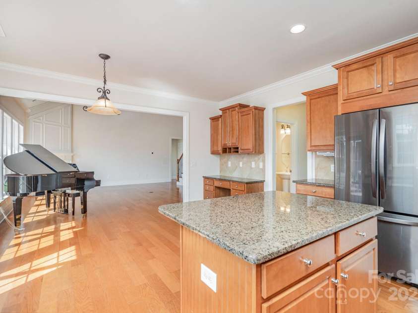 2100 Goddard Way, Waxhaw, NC 28173.  MLS# CAR4273203, YatesRealty ID 27868. 