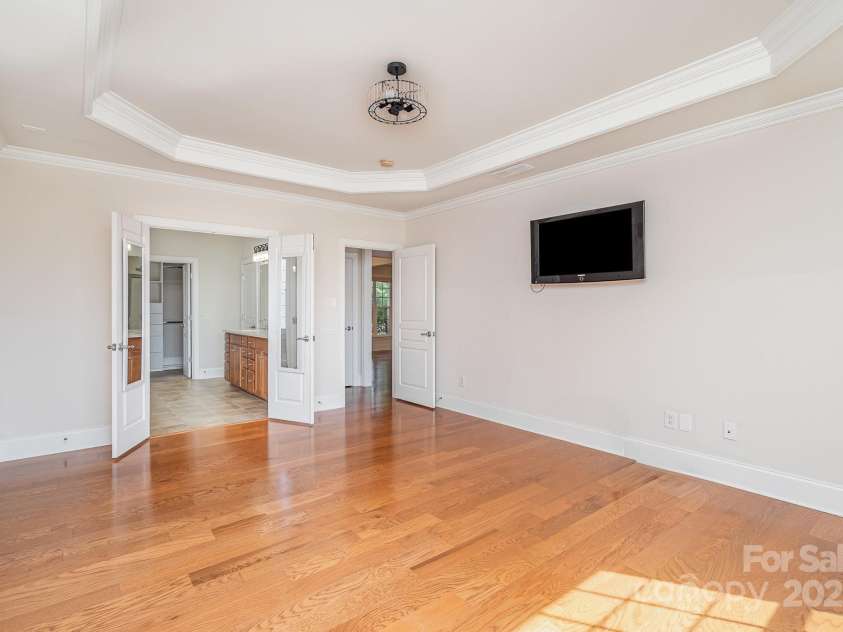 2100 Goddard Way, Waxhaw, NC 28173.  MLS# CAR4273203, YatesRealty ID 27868. 