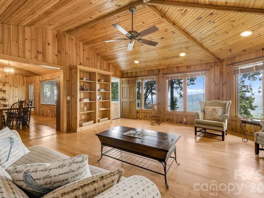 203 Laurel Lane, Little Switzerland, NC 28749.  MLS# CAR4361896, YatesRealty ID 27869. 