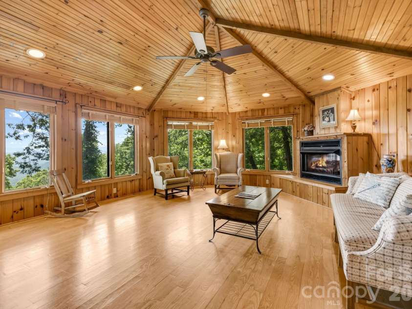 203 Laurel Lane, Little Switzerland, NC 28749.  MLS# CAR4361896, YatesRealty ID 27869. 