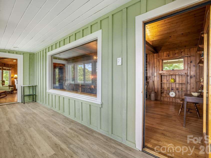 203 Laurel Lane, Little Switzerland, NC 28749.  MLS# CAR4361896, YatesRealty ID 27869. 