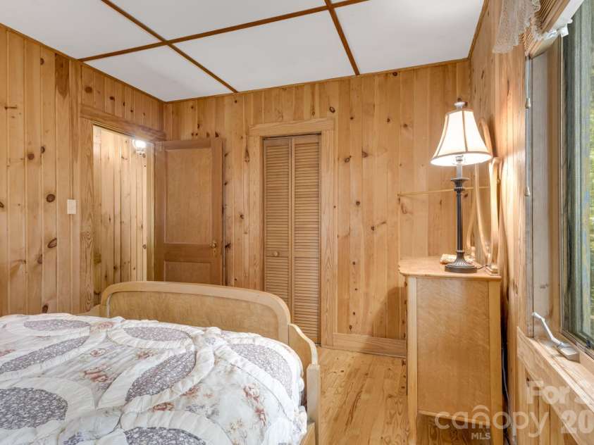 203 Laurel Lane, Little Switzerland, NC 28749.  MLS# CAR4361896, YatesRealty ID 27869. 