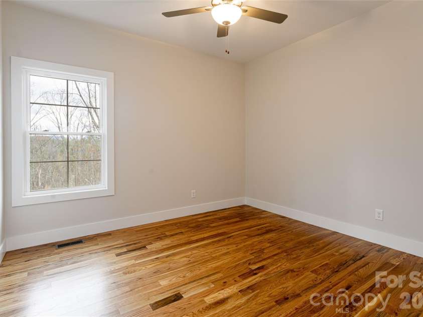 224 Country Drive, Mars Hill, NC 28754.  MLS# CAR4319713, YatesRealty ID 2787. 