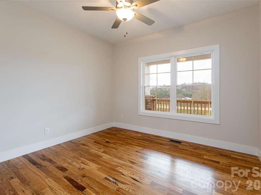 224 Country Drive, Mars Hill, NC 28754.  MLS# CAR4319713, YatesRealty ID 2787. 