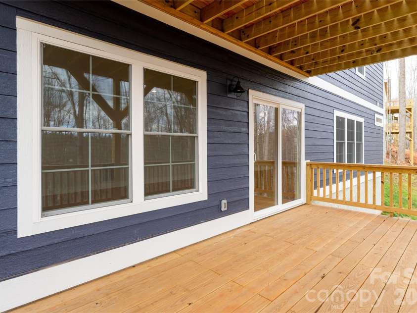 224 Country Drive, Mars Hill, NC 28754.  MLS# CAR4319713, YatesRealty ID 2787. 