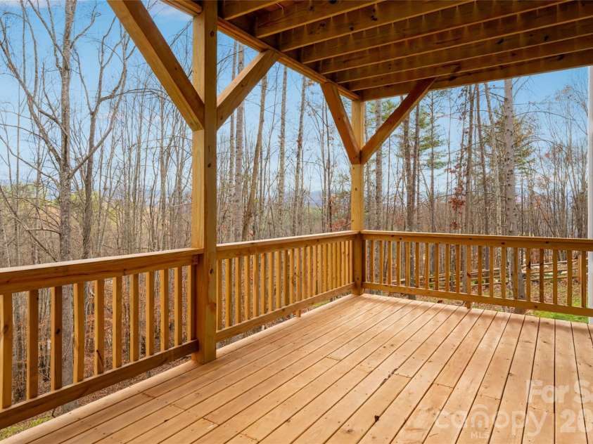 224 Country Drive, Mars Hill, NC 28754.  MLS# CAR4319713, YatesRealty ID 2787. 