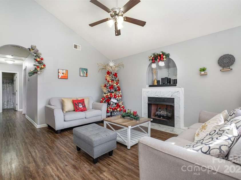 304 Athens Hills Place, Kannapolis, NC 28083.  MLS# CAR4329207, YatesRealty ID 2787. 