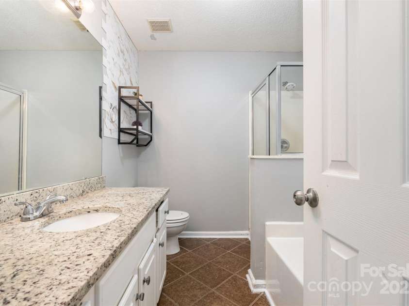 304 Athens Hills Place, Kannapolis, NC 28083.  MLS# CAR4329207, YatesRealty ID 2787. 