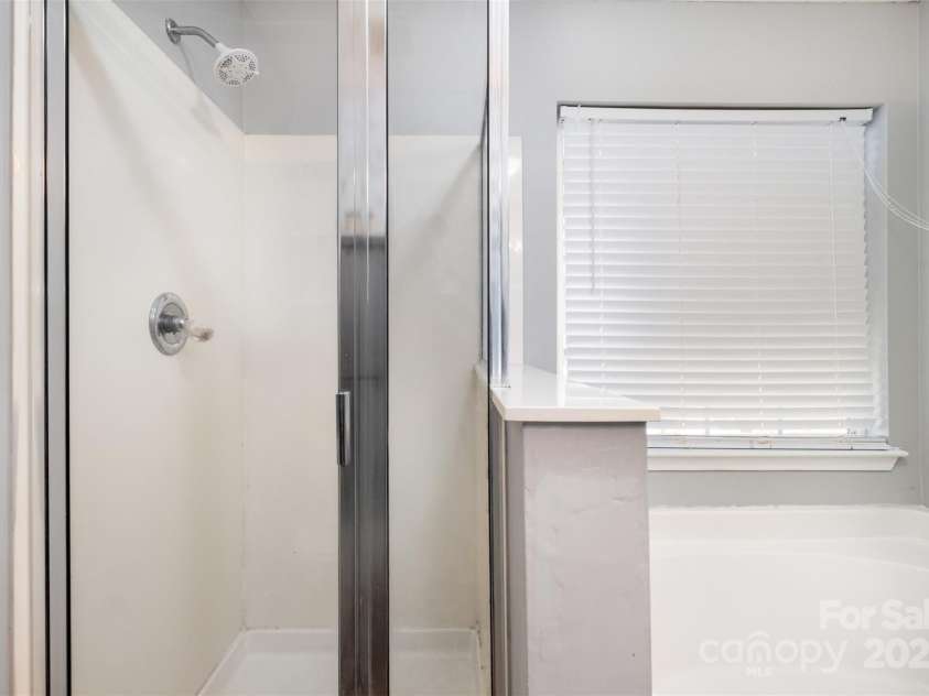 304 Athens Hills Place, Kannapolis, NC 28083.  MLS# CAR4329207, YatesRealty ID 2787. 