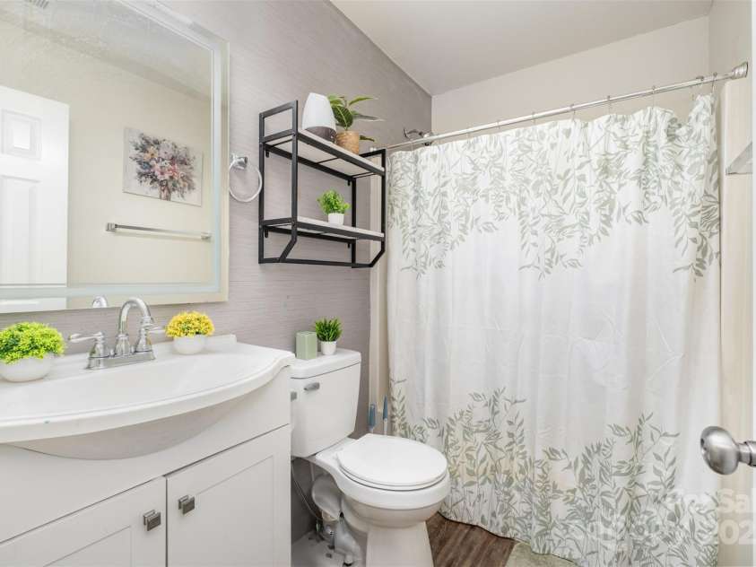 304 Athens Hills Place, Kannapolis, NC 28083.  MLS# CAR4329207, YatesRealty ID 2787. 