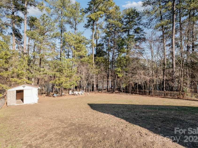 304 Athens Hills Place, Kannapolis, NC 28083.  MLS# CAR4329207, YatesRealty ID 2787. 