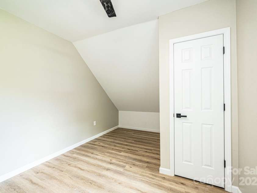 204 Hickory Street, Granite Falls, NC 28630.  MLS# CAR4283921, YatesRealty ID 27870. 