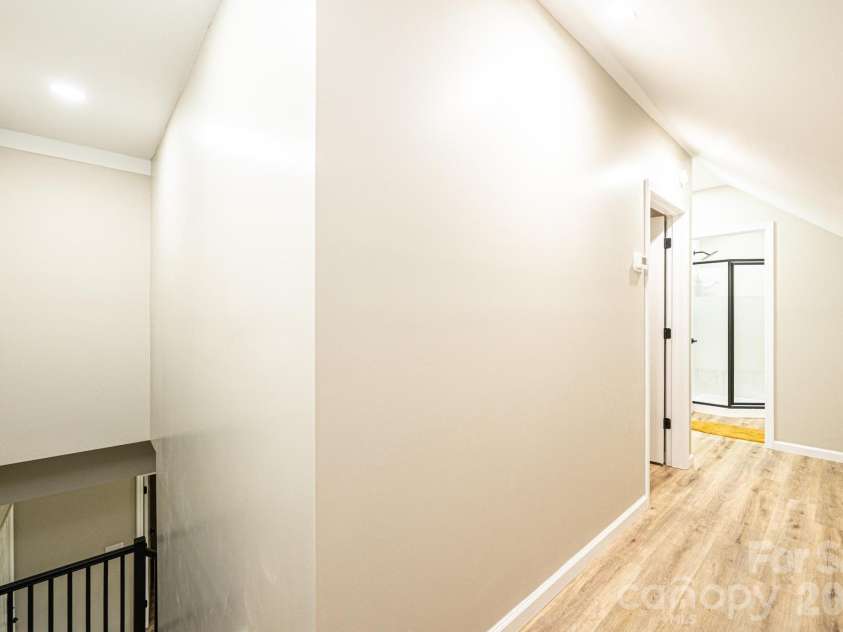 204 Hickory Street, Granite Falls, NC 28630.  MLS# CAR4283921, YatesRealty ID 27870. 