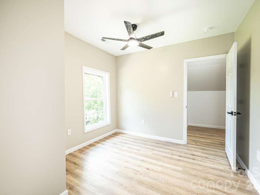 204 Hickory Street, Granite Falls, NC 28630.  MLS# CAR4283921, YatesRealty ID 27870. 