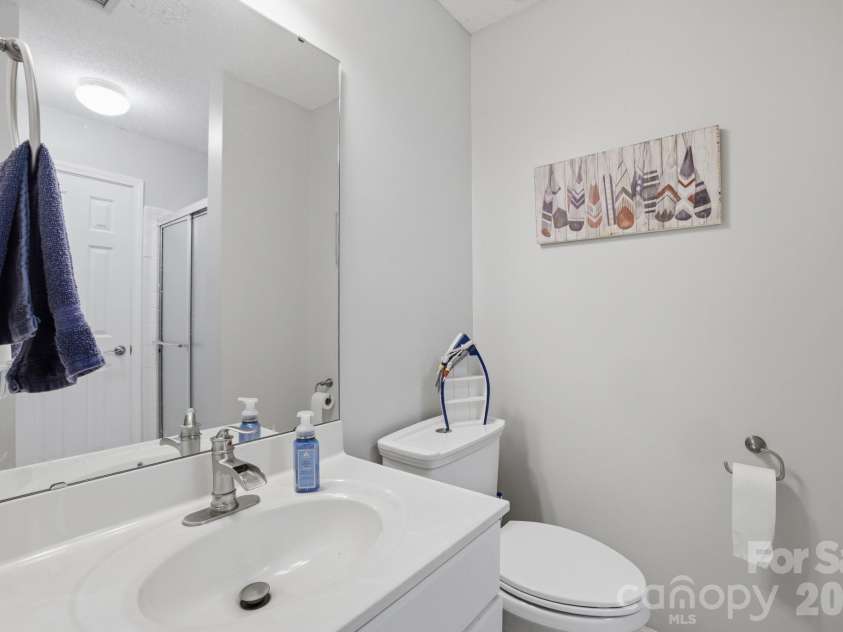 17515 Tuscany Lane, Cornelius, NC 28031.  MLS# CAR4379416, YatesRealty ID 27871. 
