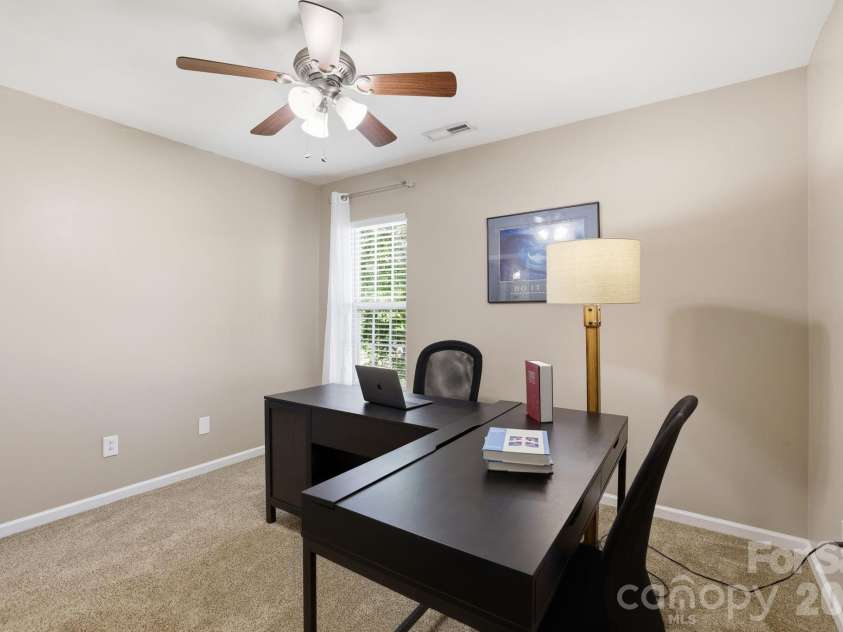 9118 Spratt Lane, Waxhaw, NC 28173.  MLS# CAR4382798, YatesRealty ID 27872. 