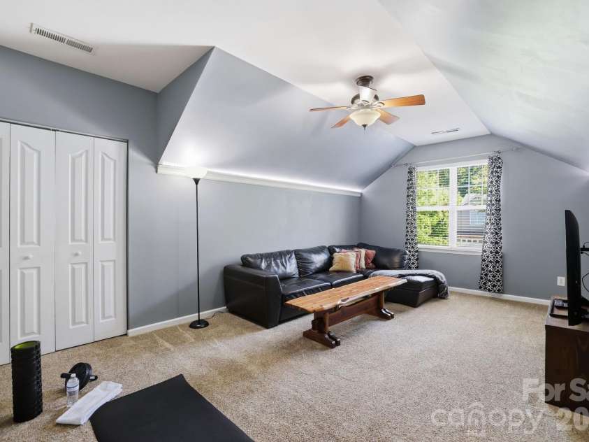 9118 Spratt Lane, Waxhaw, NC 28173.  MLS# CAR4382798, YatesRealty ID 27872. Bedroom 5/Bonus