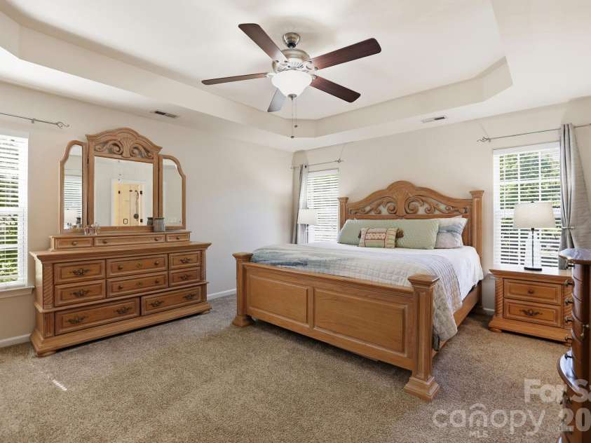 9118 Spratt Lane, Waxhaw, NC 28173.  MLS# CAR4382798, YatesRealty ID 27872. Primary Bedroom