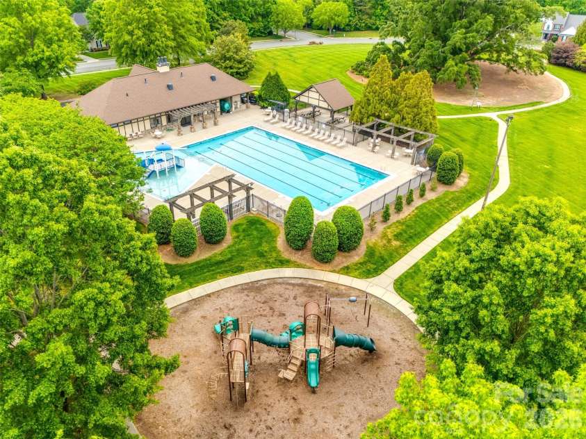 9118 Spratt Lane, Waxhaw, NC 28173.  MLS# CAR4416867, YatesRealty ID 27872. 