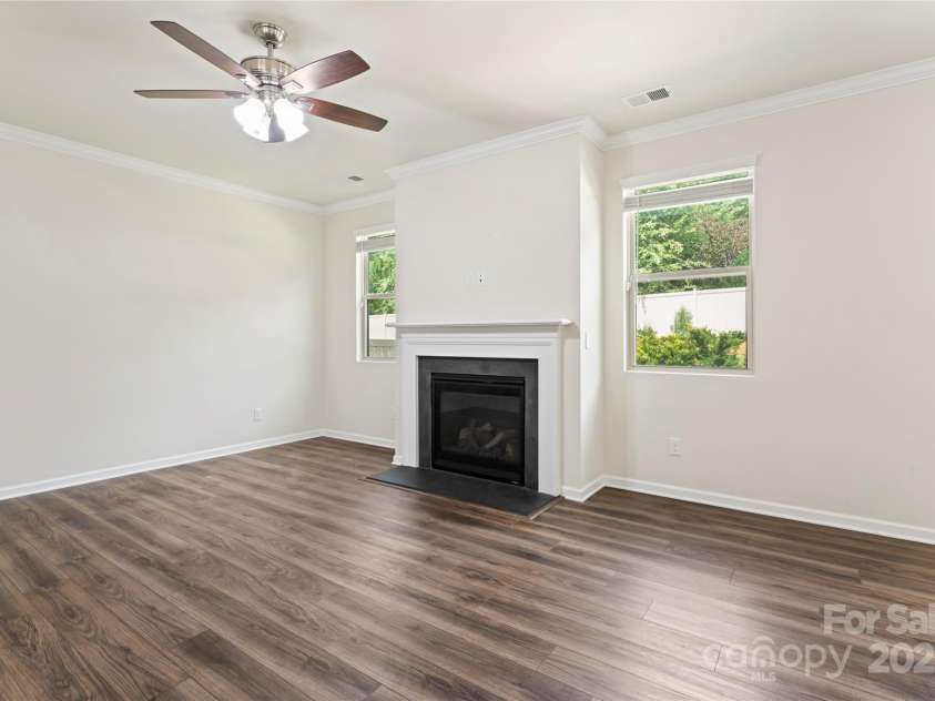 15213 Red Canoe Way, Charlotte, NC 28278.  MLS# CAR4276858, YatesRealty ID 27874. 
