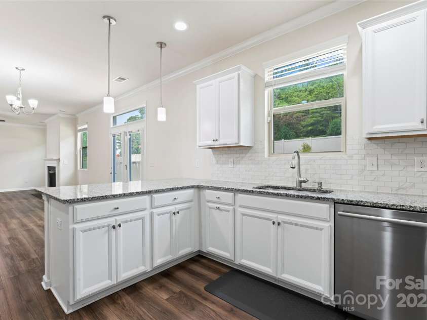 15213 Red Canoe Way, Charlotte, NC 28278.  MLS# CAR4276858, YatesRealty ID 27874. 