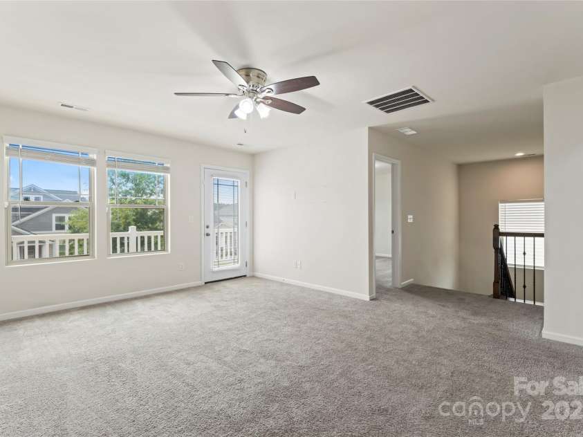 15213 Red Canoe Way, Charlotte, NC 28278.  MLS# CAR4276858, YatesRealty ID 27874. 