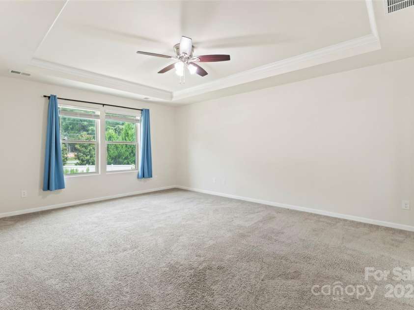 15213 Red Canoe Way, Charlotte, NC 28278.  MLS# CAR4276858, YatesRealty ID 27874. 
