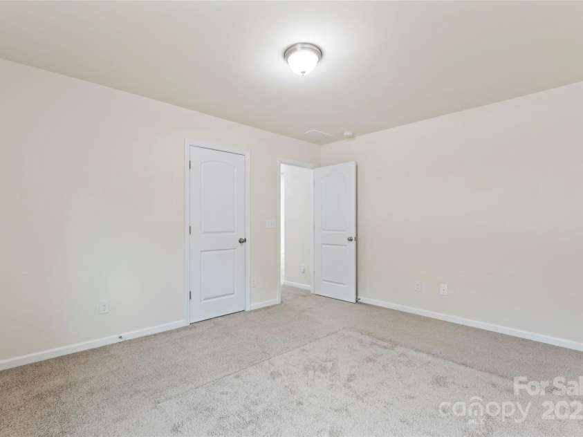 15213 Red Canoe Way, Charlotte, NC 28278.  MLS# CAR4276858, YatesRealty ID 27874. 