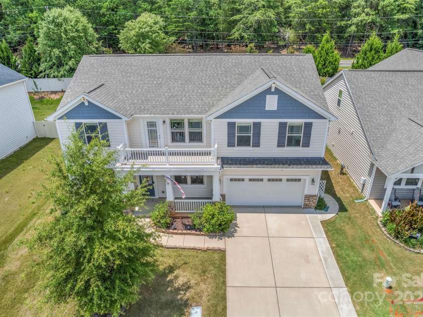 15213 Red Canoe Way, Charlotte, NC 28278.  MLS# CAR4276858, YatesRealty ID 27874. 