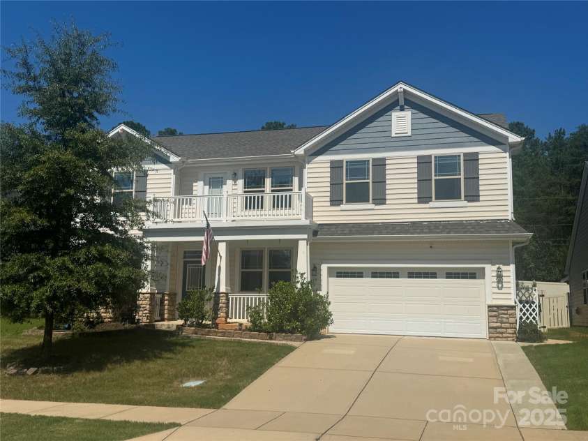 15213 Red Canoe Way, Charlotte, NC 28278.  MLS# CAR4276858, YatesRealty ID 27874. 