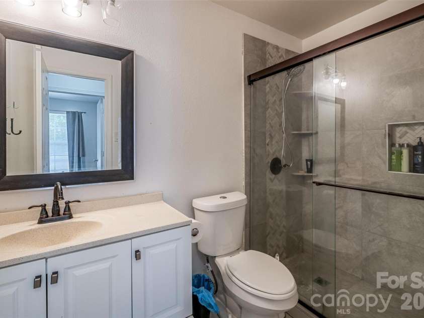 7343 Fox Point Drive, Charlotte, NC 28269.  MLS# CAR4386822, YatesRealty ID 27874. 