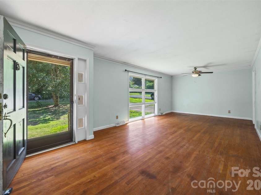 1020 Candlewood Lane, Rock Hill, SC 29730.  MLS# CAR4388349, YatesRealty ID 27876. 