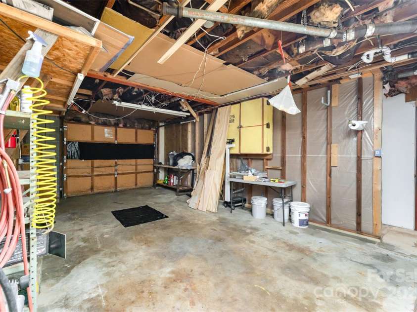 3075 Simmons Street, Kannapolis, NC 28083.  MLS# CAR4283917, YatesRealty ID 27876. 