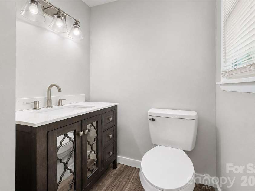 2121 24th Street, Hickory, NC 28601.  MLS# CAR4385228, YatesRealty ID 27879. Updated Primary Bathroom on Main Level