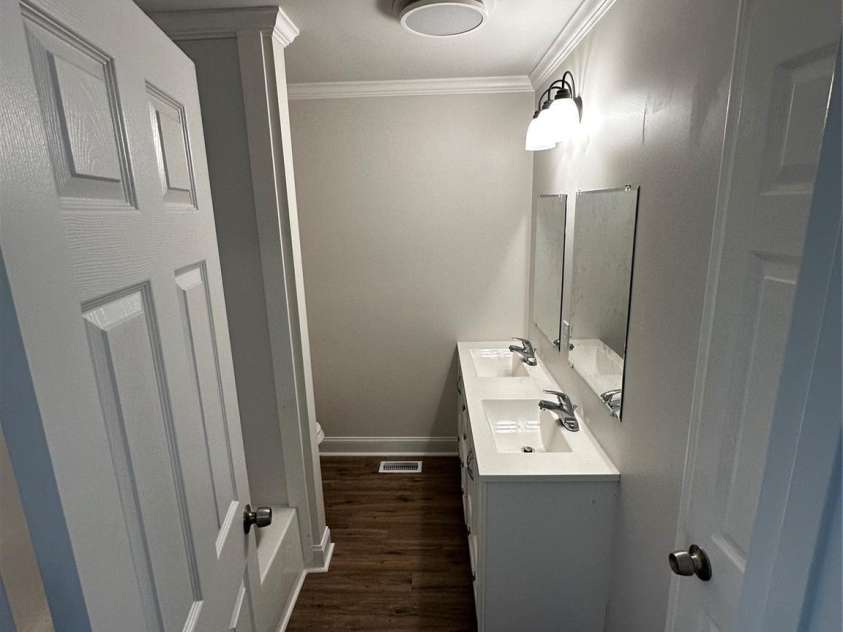 801 Calhoun Street, Lancaster, SC 29720.  MLS# CAR4265445, YatesRealty ID 27879. 