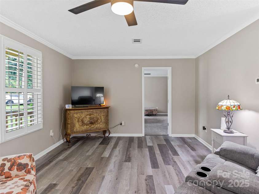 115 Ruth Whitaker Road, Hendersonville, NC 28791.  MLS# CAR4287738, YatesRealty ID 2788. 