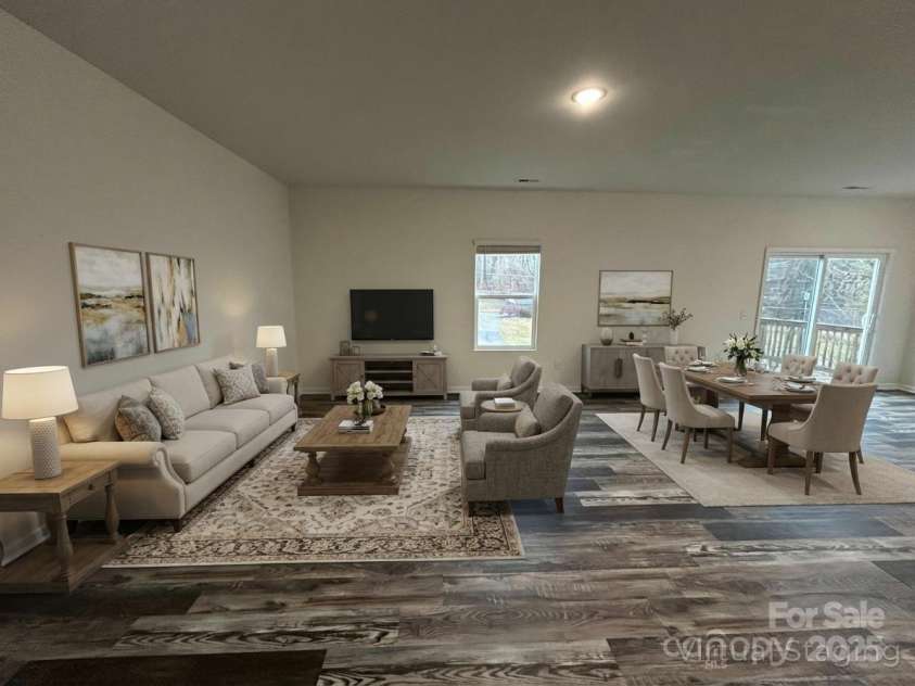 578 30th Avenue Circle, Hickory, NC 28601.  MLS# CAR4328574, YatesRealty ID 2788. 