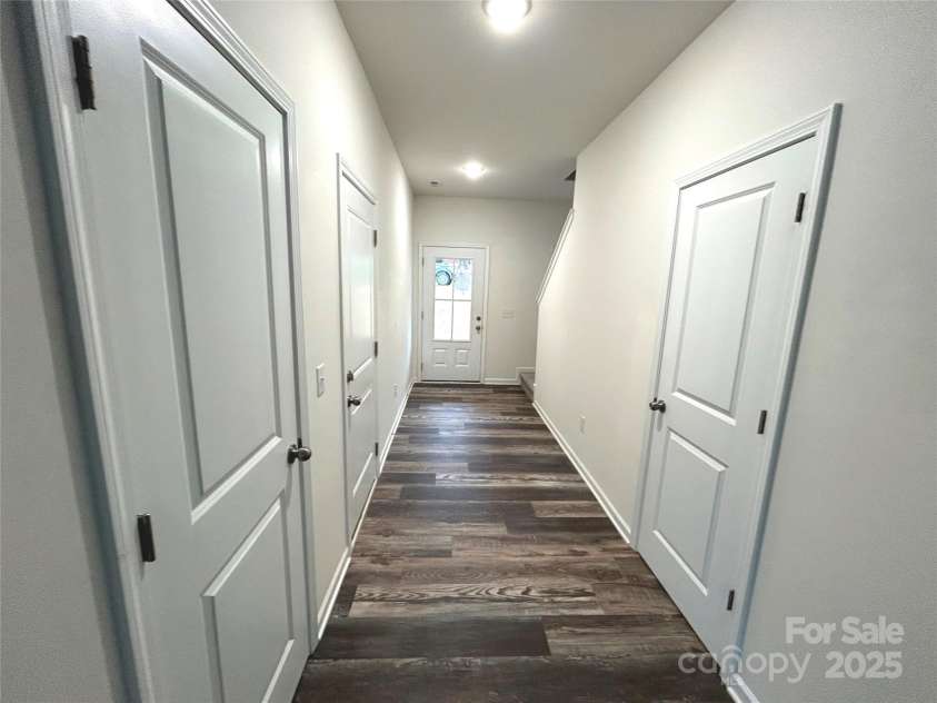 578 30th Avenue Circle, Hickory, NC 28601.  MLS# CAR4328574, YatesRealty ID 2788. 