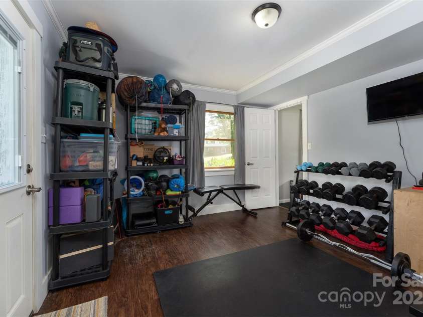 300 Donnybrook Drive, Asheville, NC 28806.  MLS# CAR4277806, YatesRealty ID 27880. 