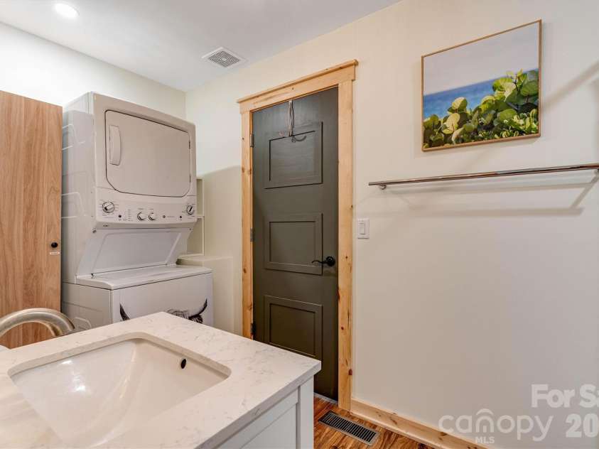 8347 Cedar Circle, Connelly Springs, NC 28612.  MLS# CAR4388010, YatesRealty ID 27880. Main Level Full Bath/Laundry View 