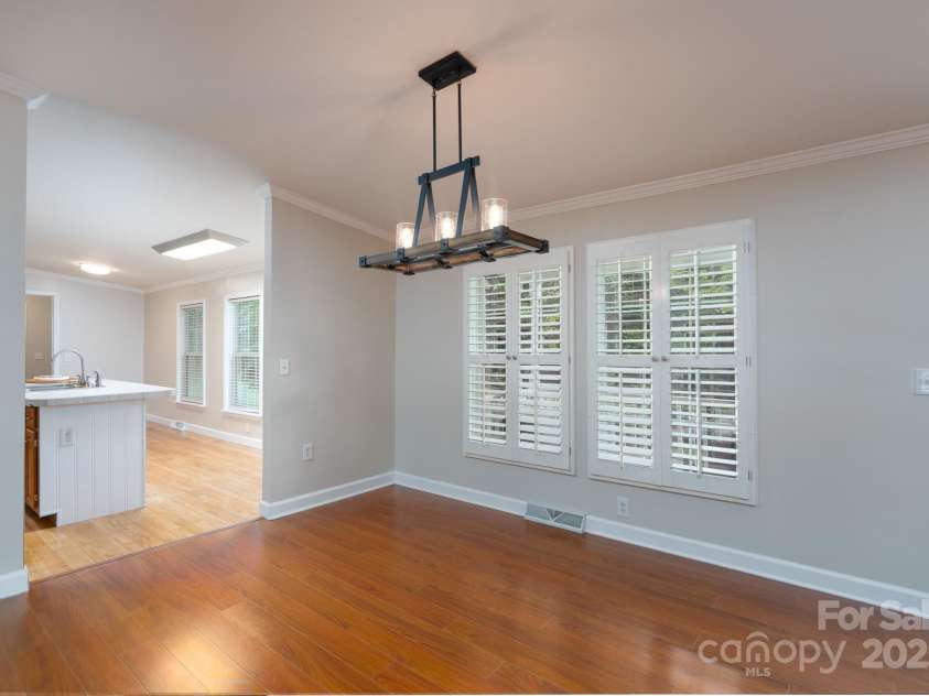 1408 Wildwood Drive, Kannapolis, NC 28081.  MLS# CAR4279895, YatesRealty ID 27881. Dining Area - View 2