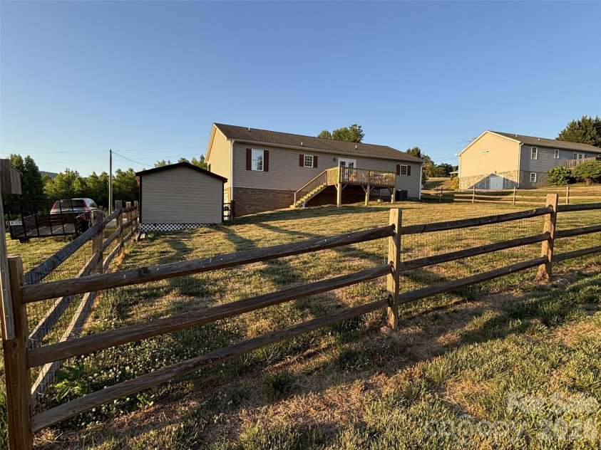2311 Merts Way, Hudson, NC 28638.  MLS# CAR4383154, YatesRealty ID 27881. 