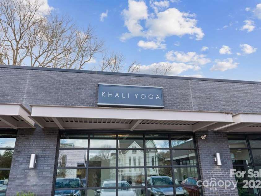 1409 Downs Avenue, Charlotte, NC 28205.  MLS# CAR4291255, YatesRealty ID 27882. Area attraction