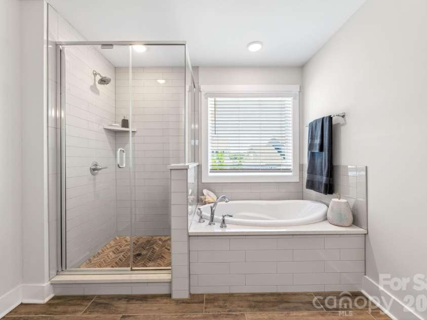 6271 Six String Court, Fort Mill, SC 29708.  MLS# CAR4384040, YatesRealty ID 27883. 