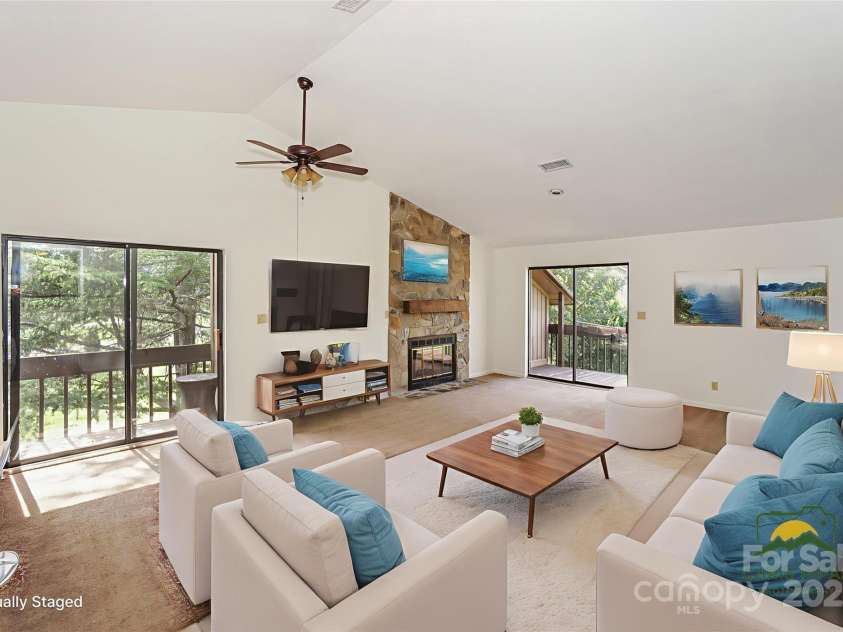 821 Mallard Head Lane, Mooresville, NC 28117.  MLS# CAR4278775, YatesRealty ID 27883. 