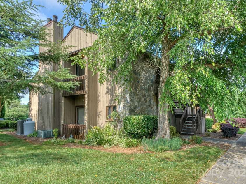 821 Mallard Head Lane, Mooresville, NC 28117.  MLS# CAR4278775, YatesRealty ID 27883. 