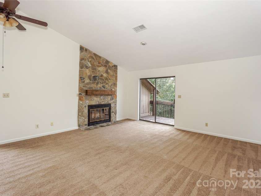821 Mallard Head Lane, Mooresville, NC 28117.  MLS# CAR4278775, YatesRealty ID 27883. 