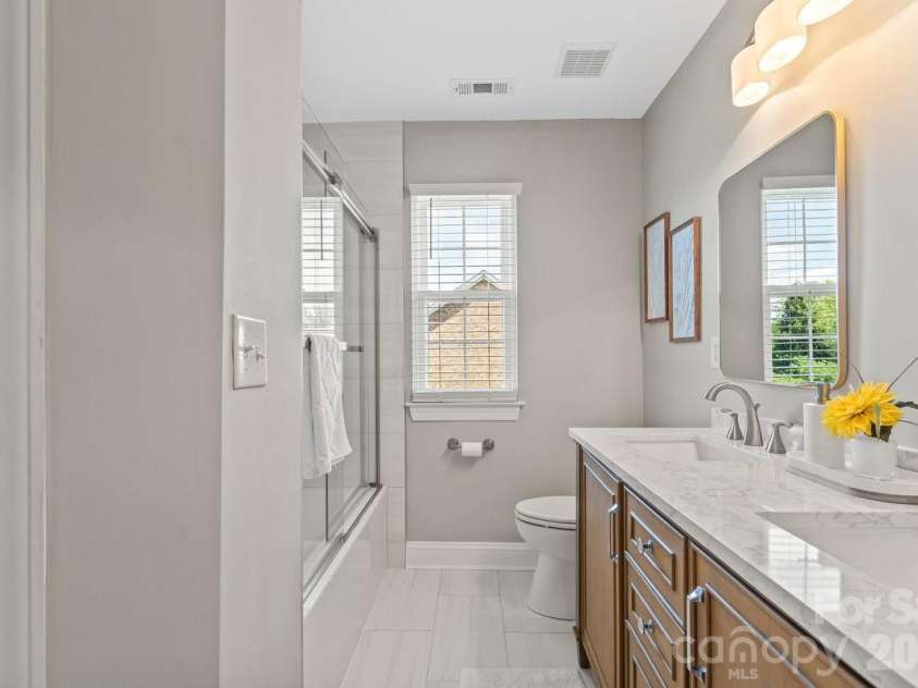 286 Corona Circle, Mooresville, NC 28117.  MLS# CAR4385796, YatesRealty ID 27884. 